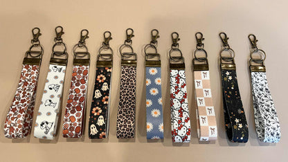 Handmade Keychain with Elegant Bronze Metal – Durable & Lightweight