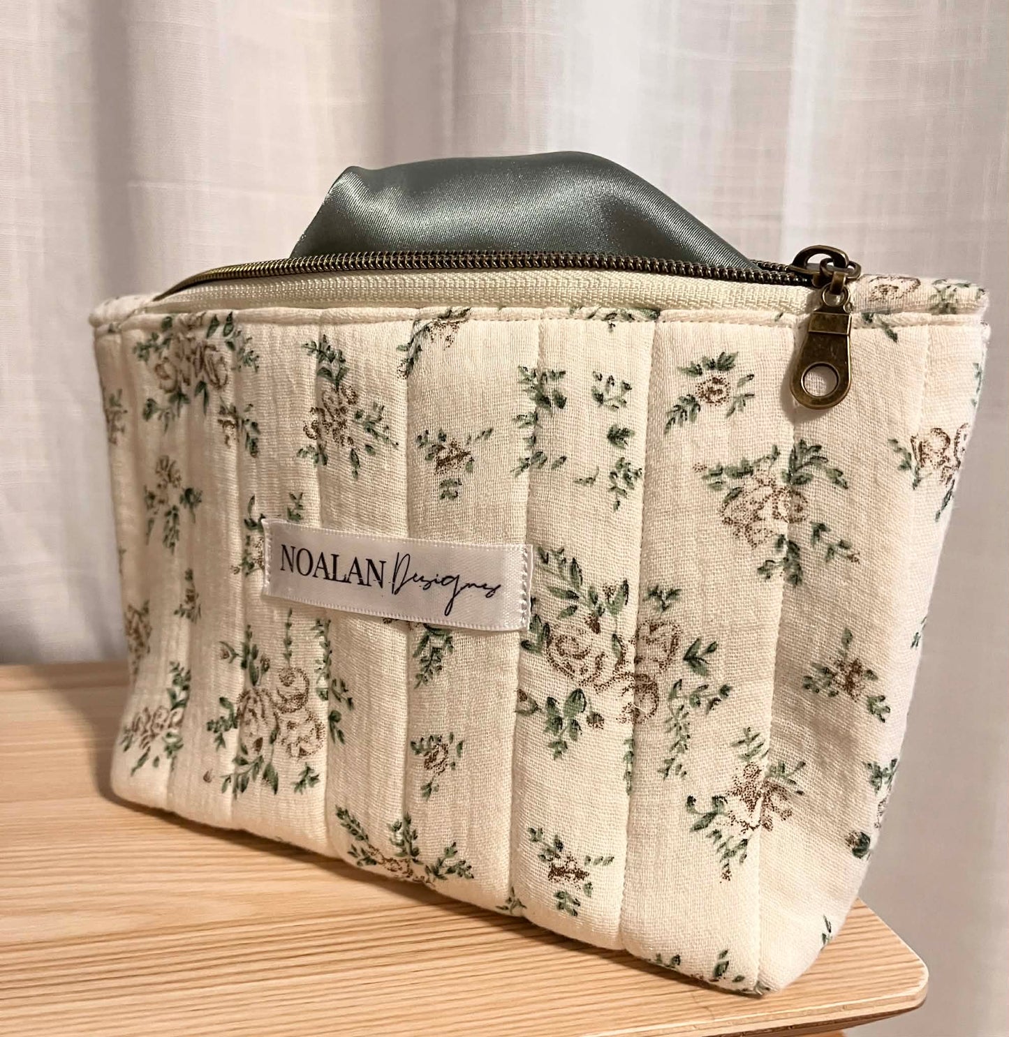 Zipper Cosmetic Pouch | Travel Toiletry Bag | Handmade Gift for Her | Floral Makeup Organizer Bag