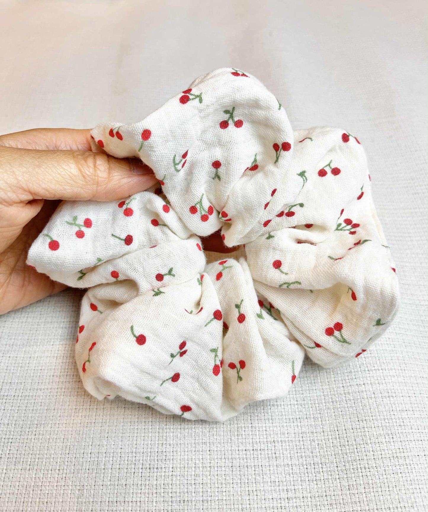 Cute Scrunchies for Girls, Teens & Women – Great Gift Idea