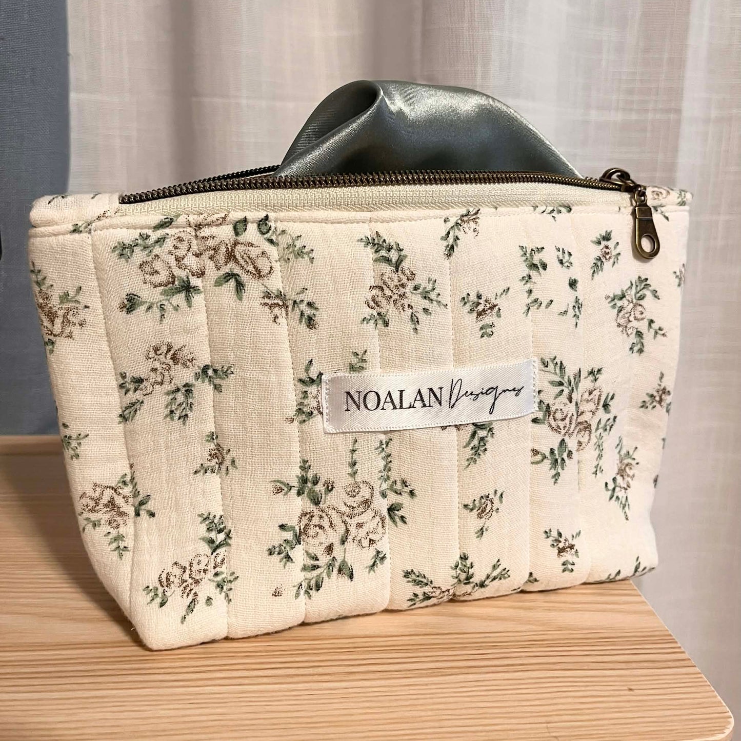 Zipper Cosmetic Pouch | Travel Toiletry Bag | Handmade Gift for Her | Floral Makeup Organizer Bag